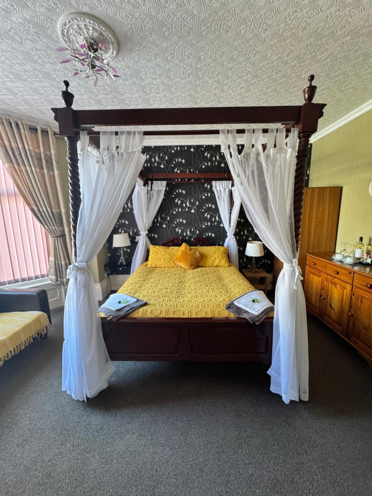 The Holmlea Hotel Blackpool Luaran gambar